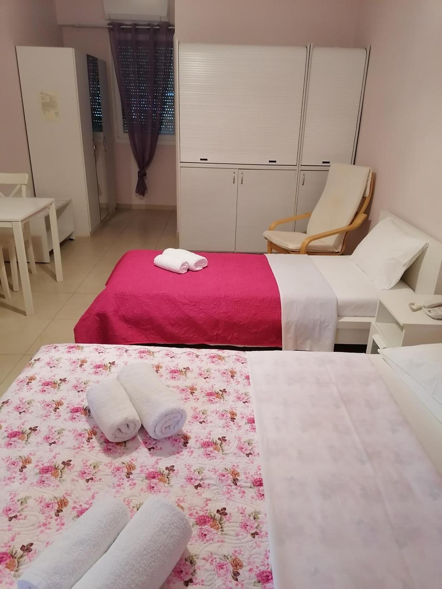Studios Ioulia 케라모티 외부 사진